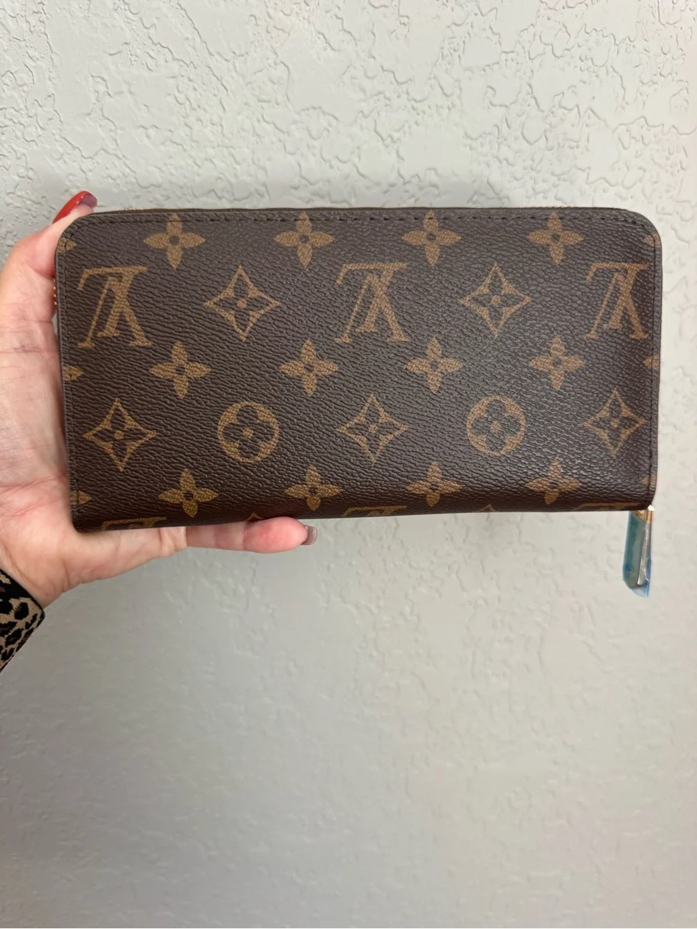 None wallet zip